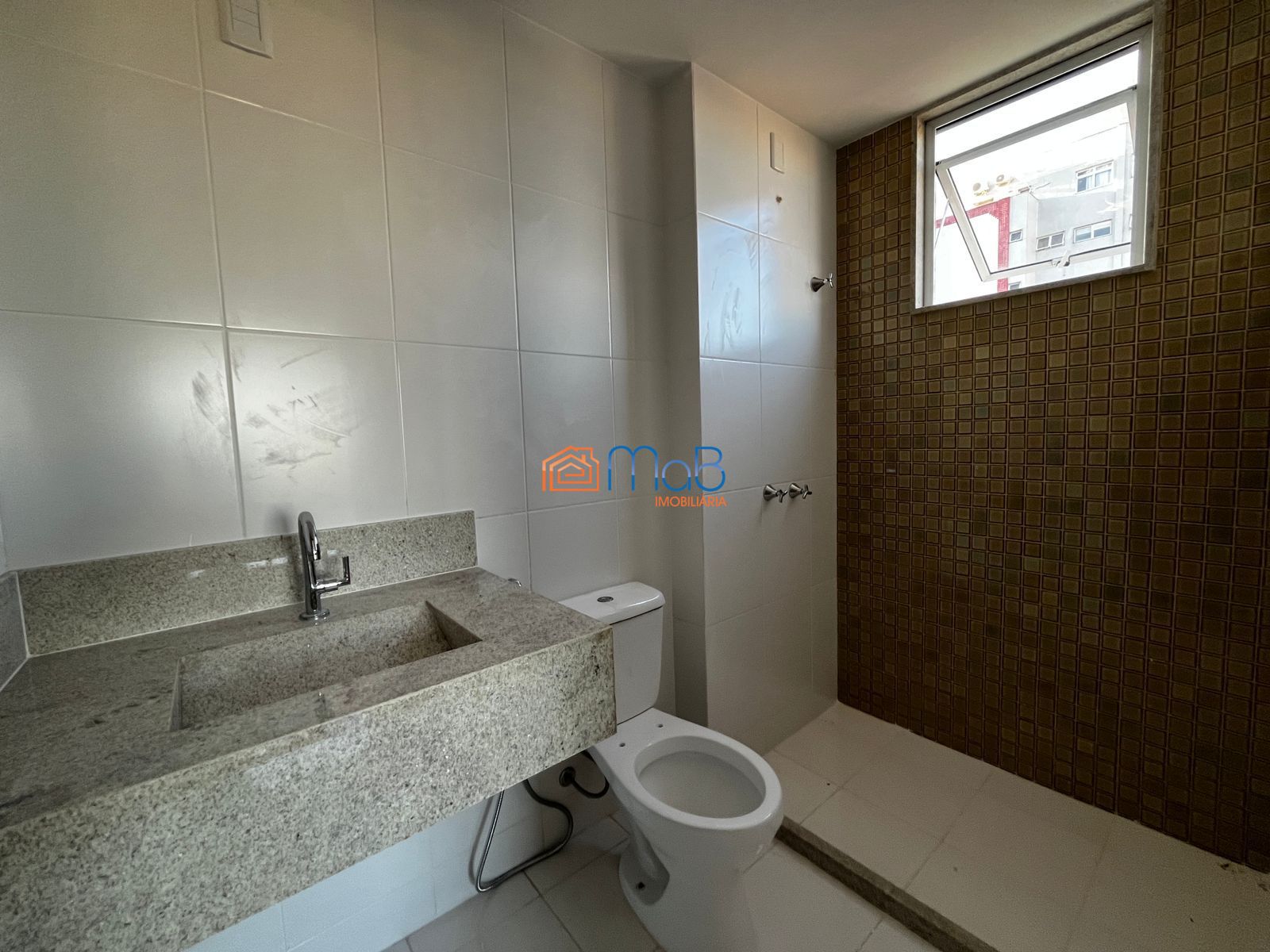 Apartamento à venda com 3 quartos, 105m² - Foto 13