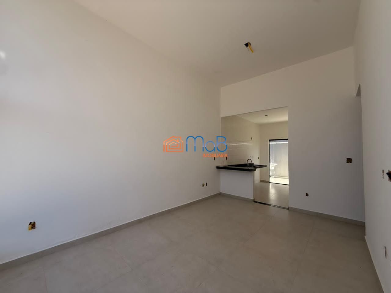 Casa moderna com 3 quartos, suíte e área gourmet com piscina - foto 2