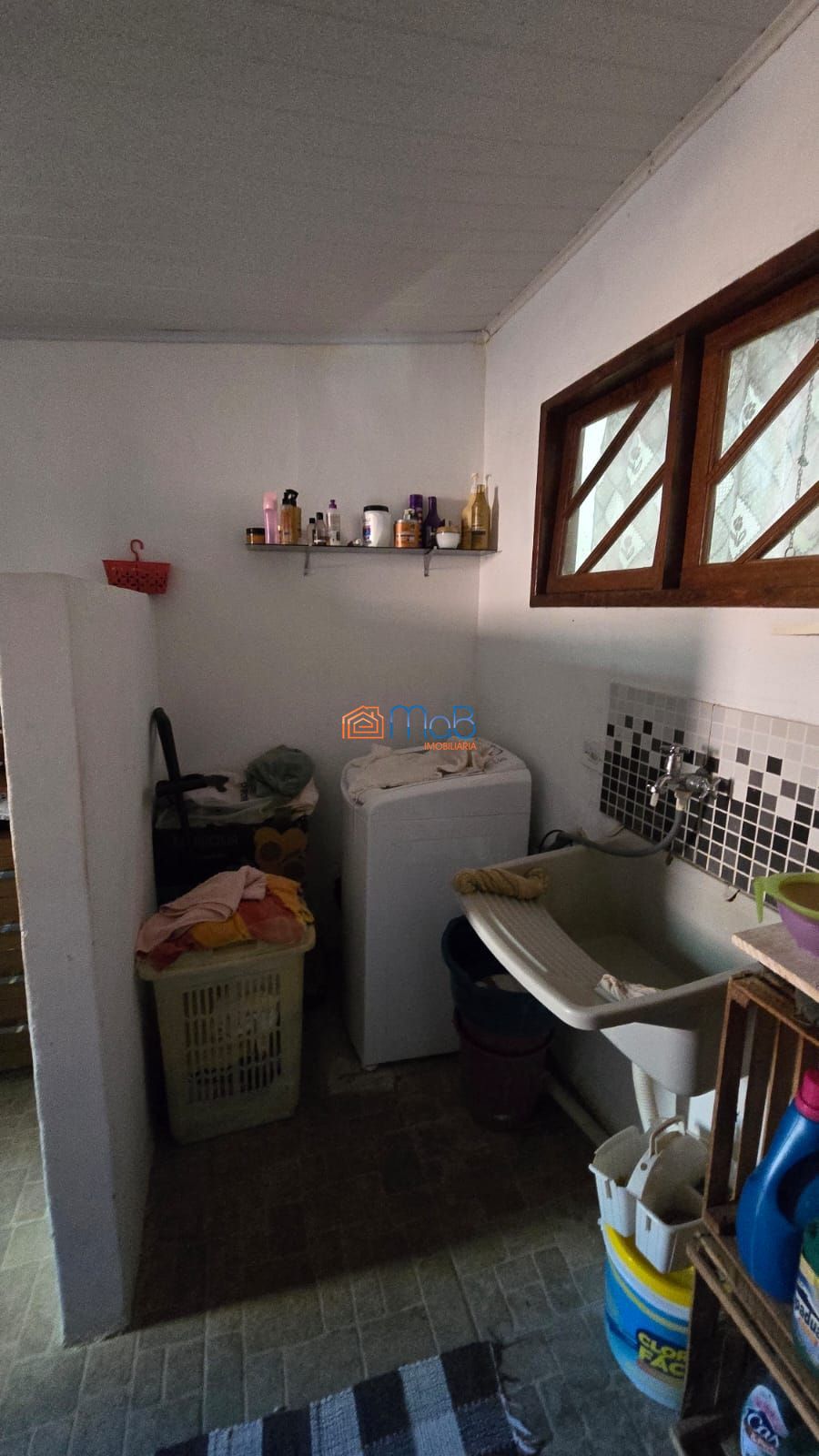 Casa à venda em trapóleo – amplo espaço e excelente estrutura!