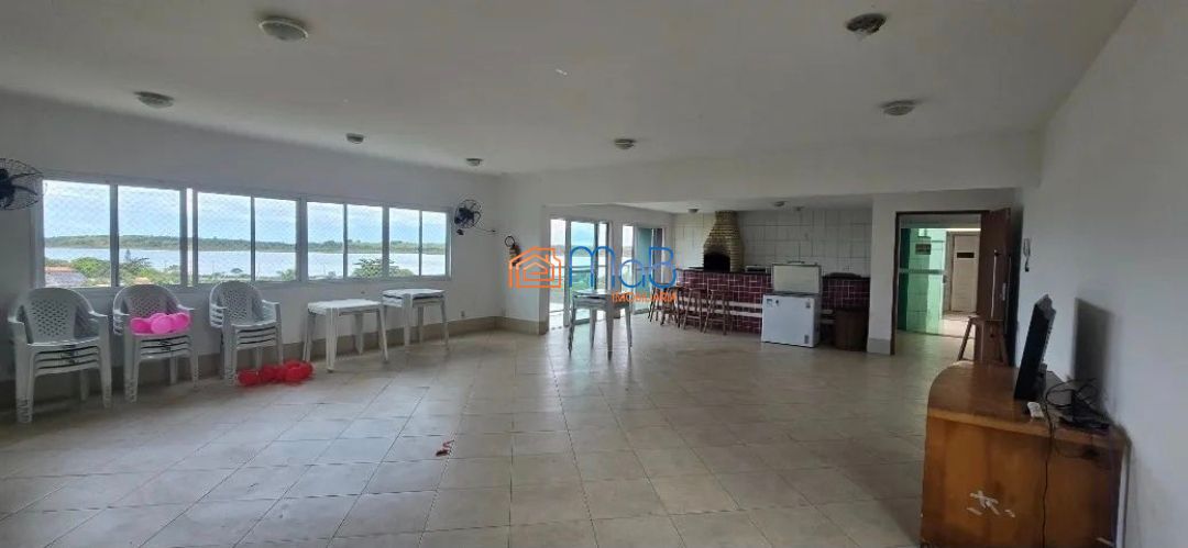 Apartamento amplo com 2 quartos (1 suíte) no São Marcos