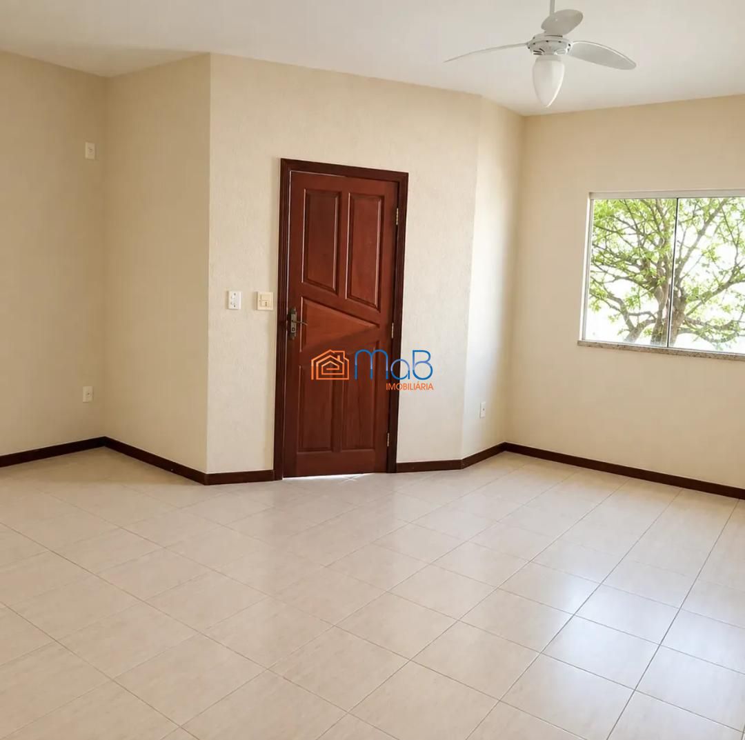 Casa Linear à Venda no Condomínio Alto da Glória