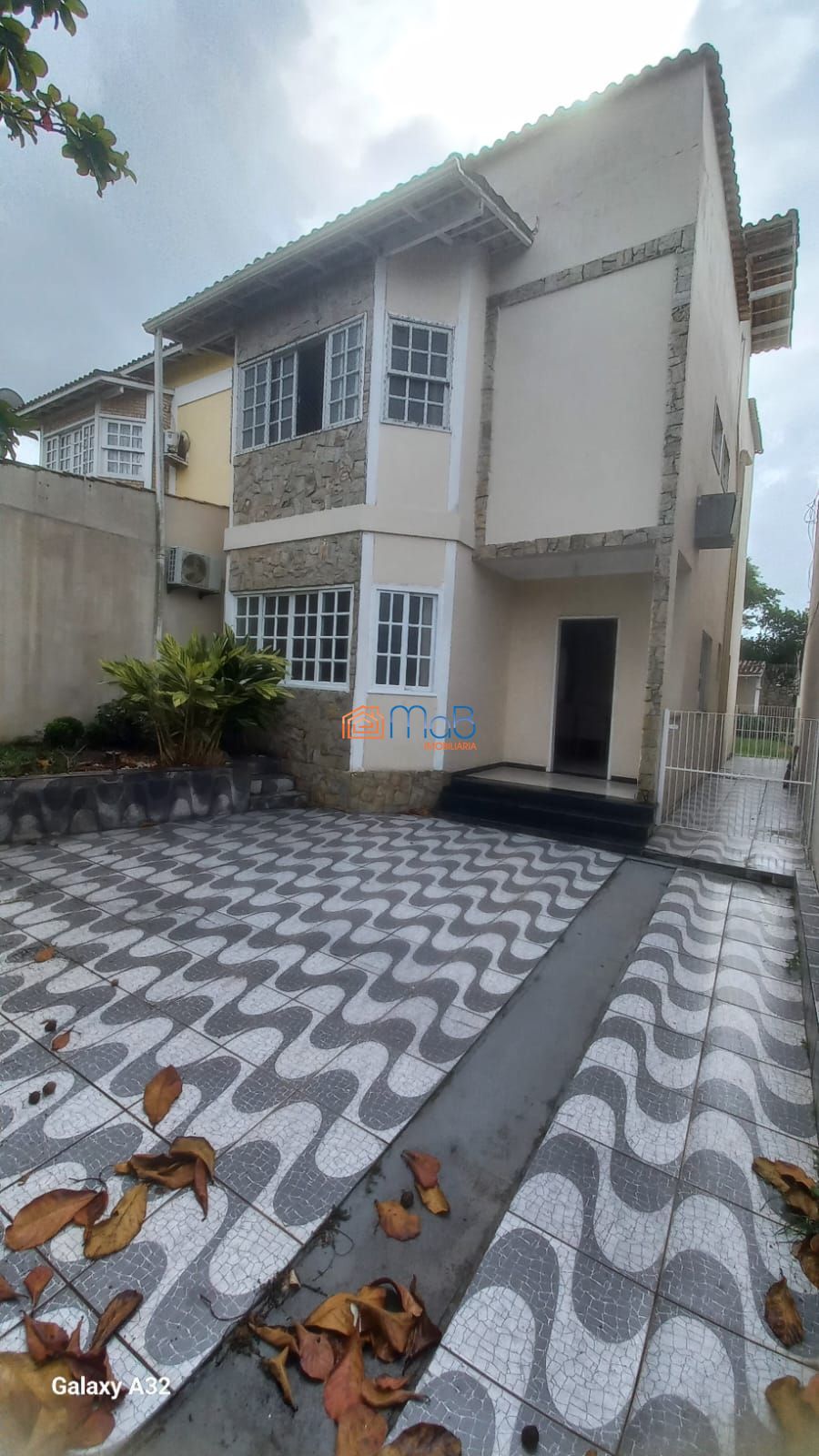 Casa, 3 quartos, 240 m² - Foto 1