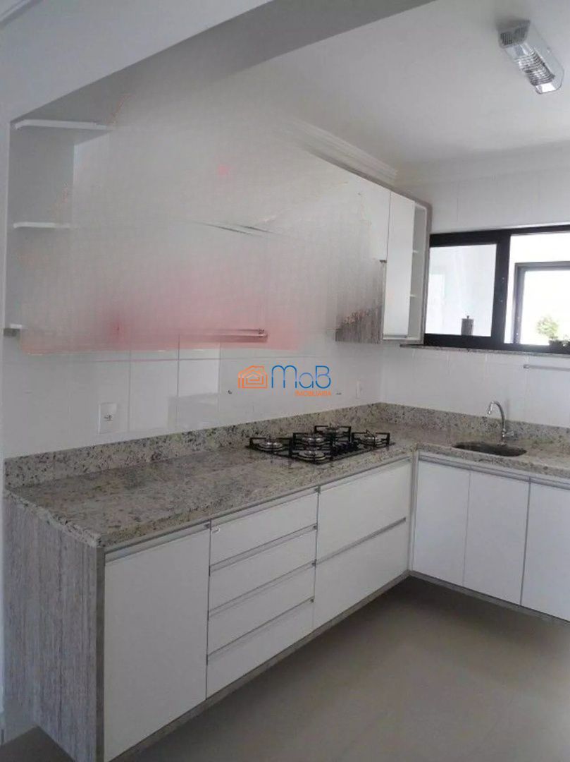 Apartamento à venda com 2 quartos, 70m² - Foto 5