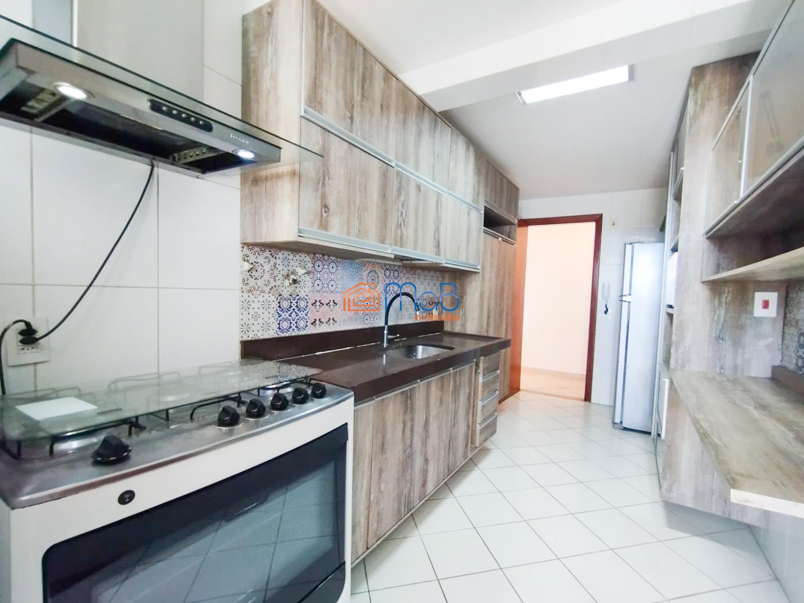 Apartamento à venda com 3 quartos, 92m² - Foto 8