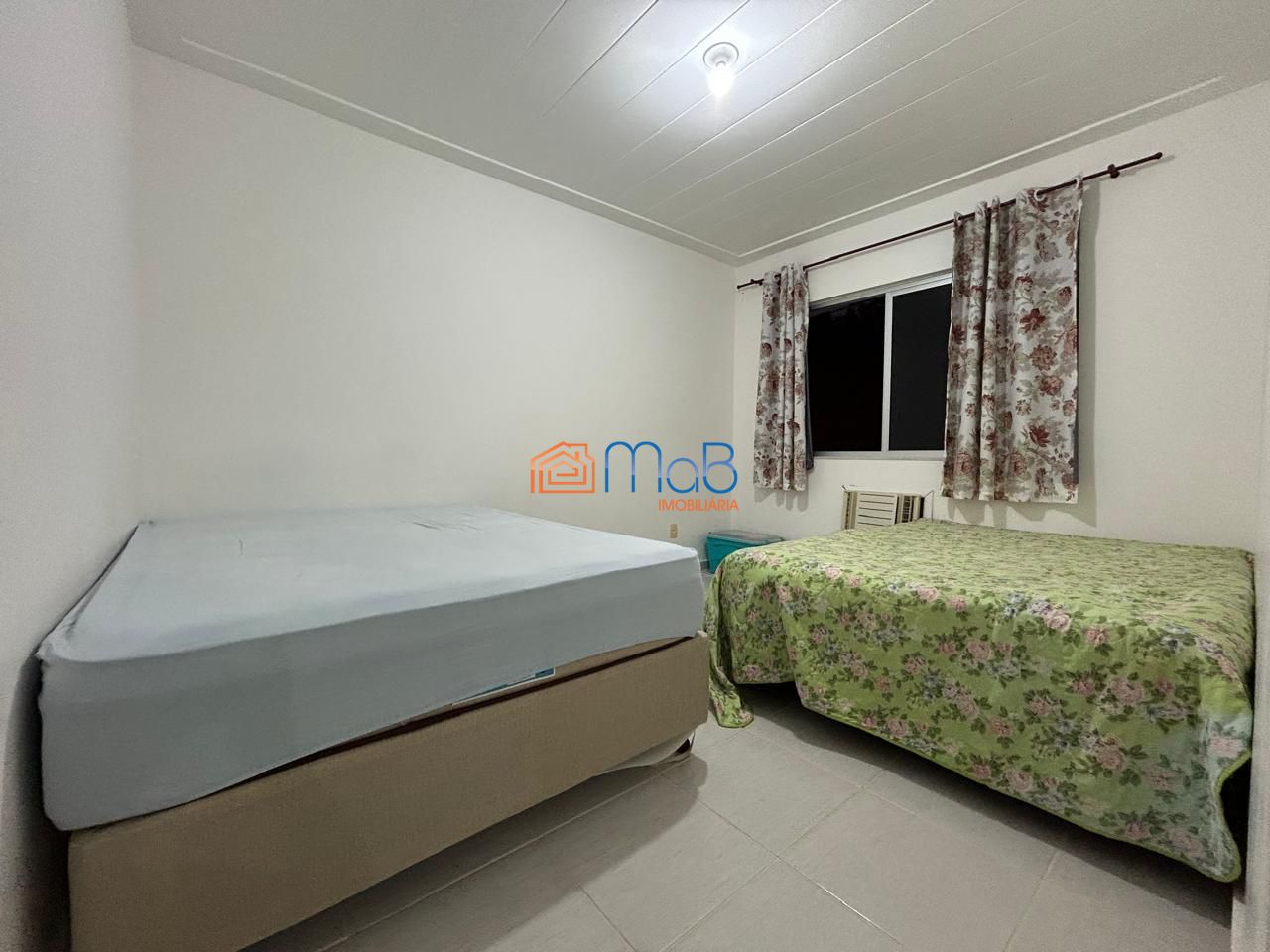 Apartamento mobiliado com 2 quartos no cond. Sítio das garça