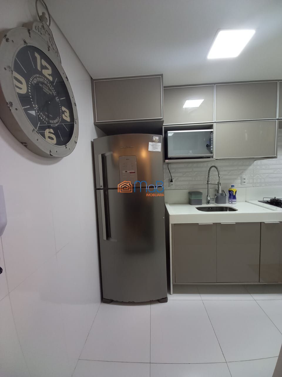 Apartamento à venda com 2 quartos, 98m² - Foto 7