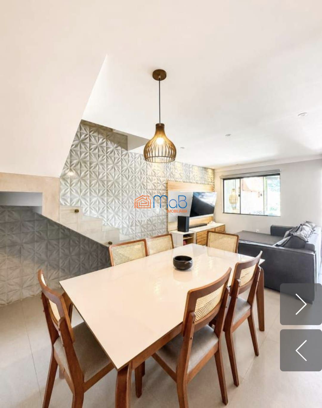 Casa 3 Quartos com Suíte e Closet no Jardim Guanabara