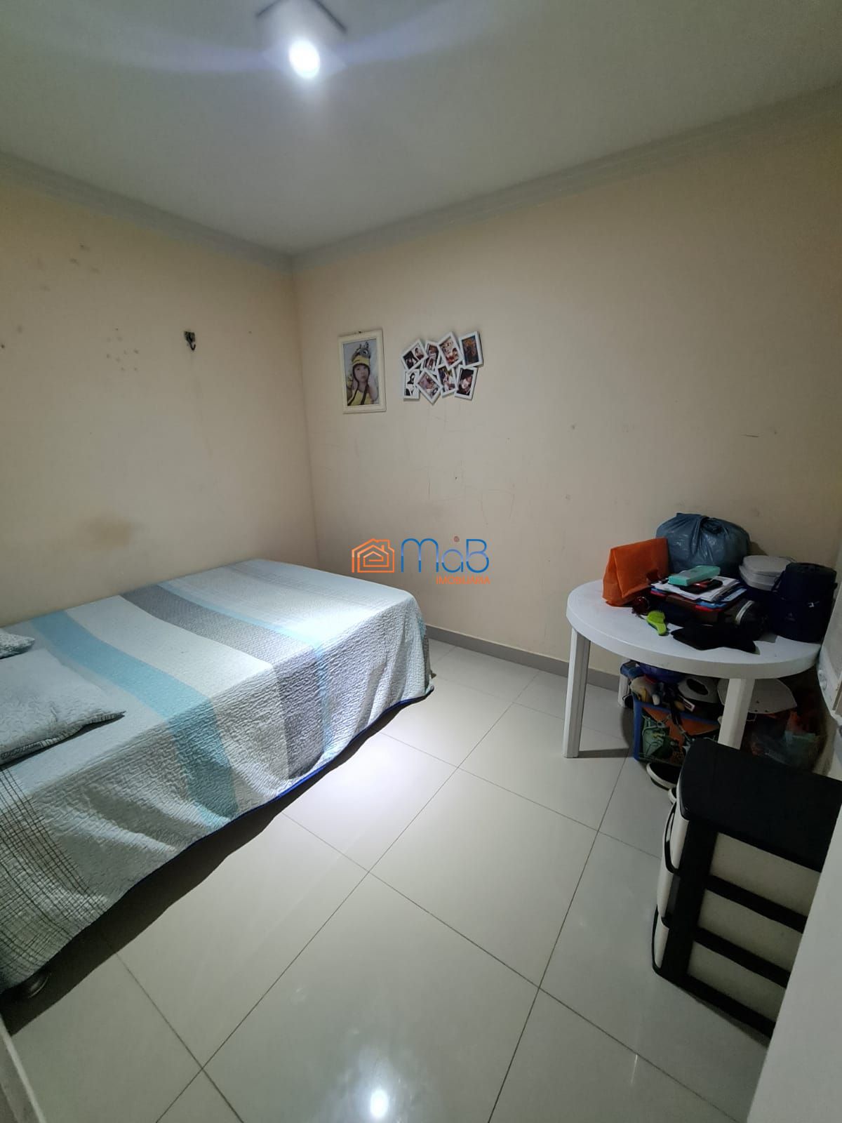 Apartamento 03 quartos com suíte e garagem.