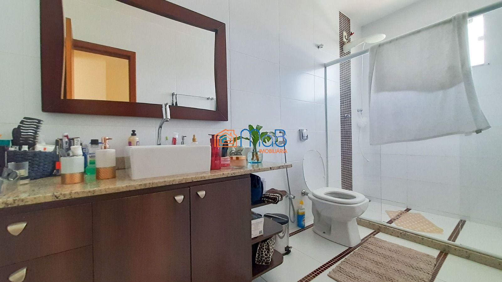 Casa à venda com 5 quartos, 200m² - Foto 13