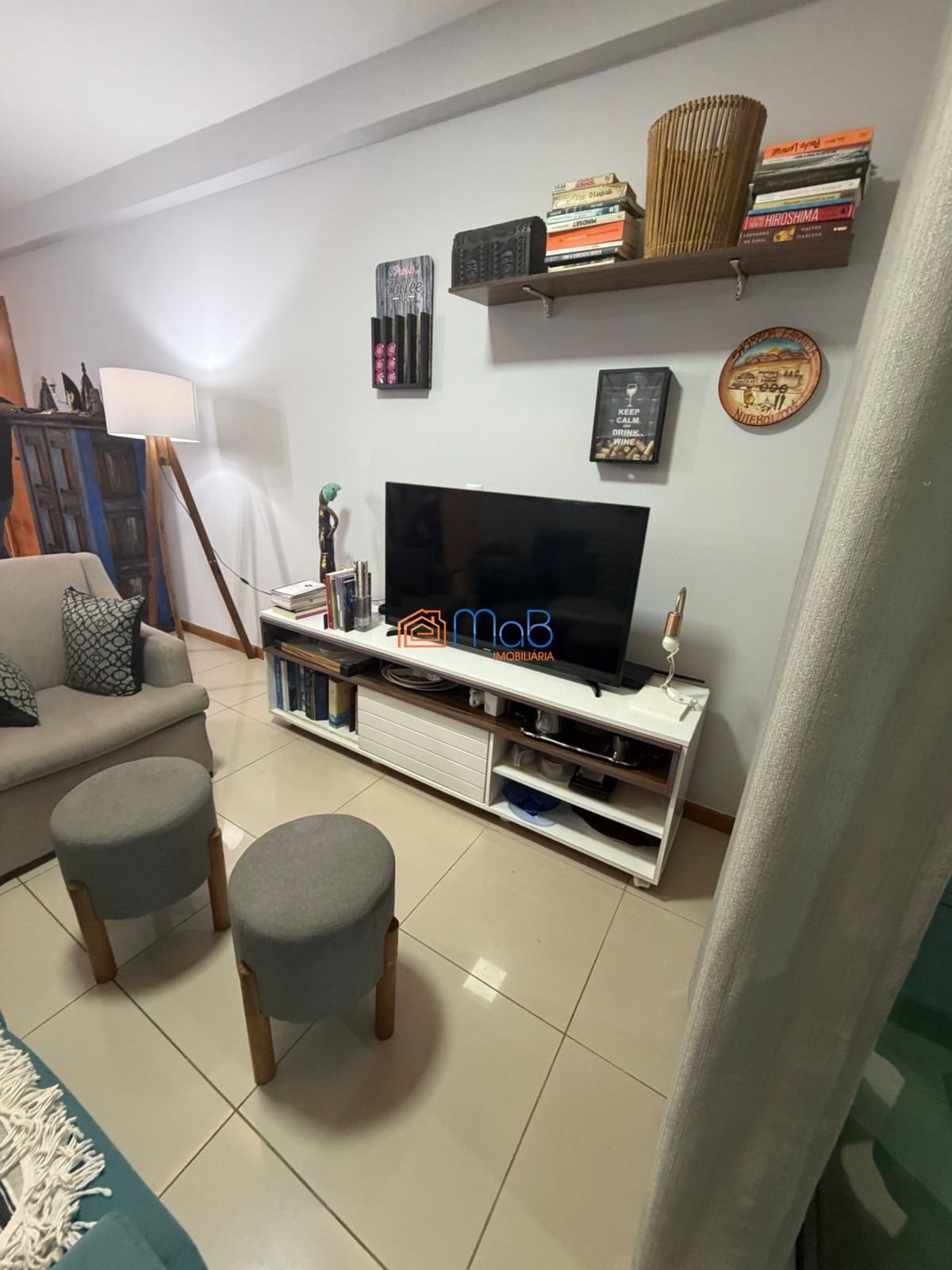 Apartamento Frente Mar 3 Quartos e 2 Suítes Praia dos Cavaleiros.