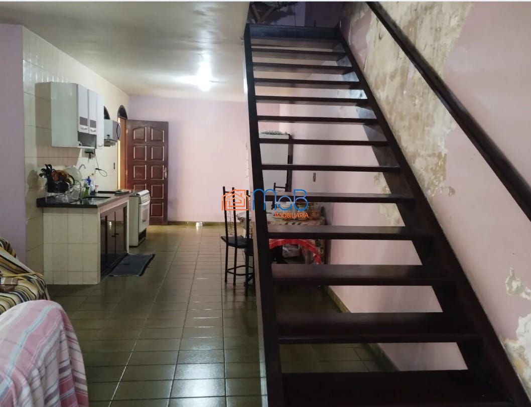 Excelente casa em área para investimento
