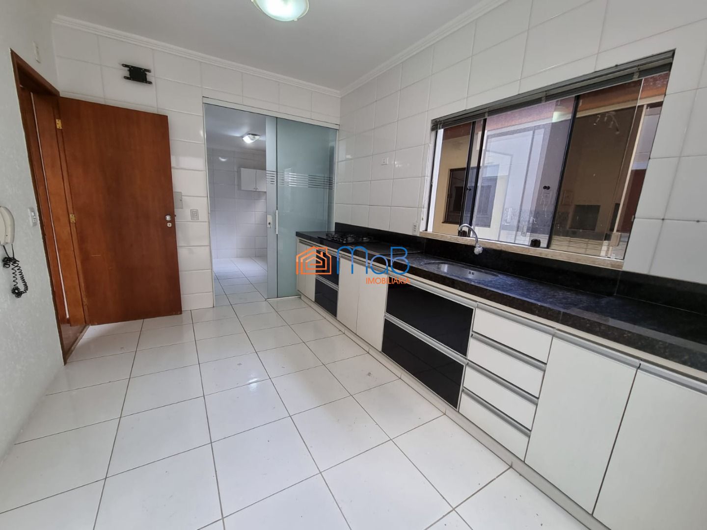 Casa à venda com 3 quartos, 160m² - Foto 3