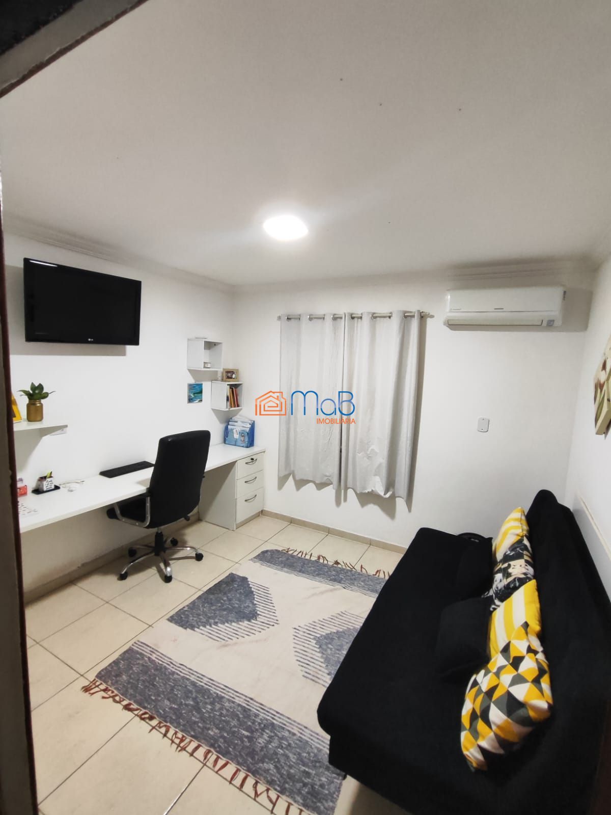 Casa, 3 quartos, 183 m² - Foto 1