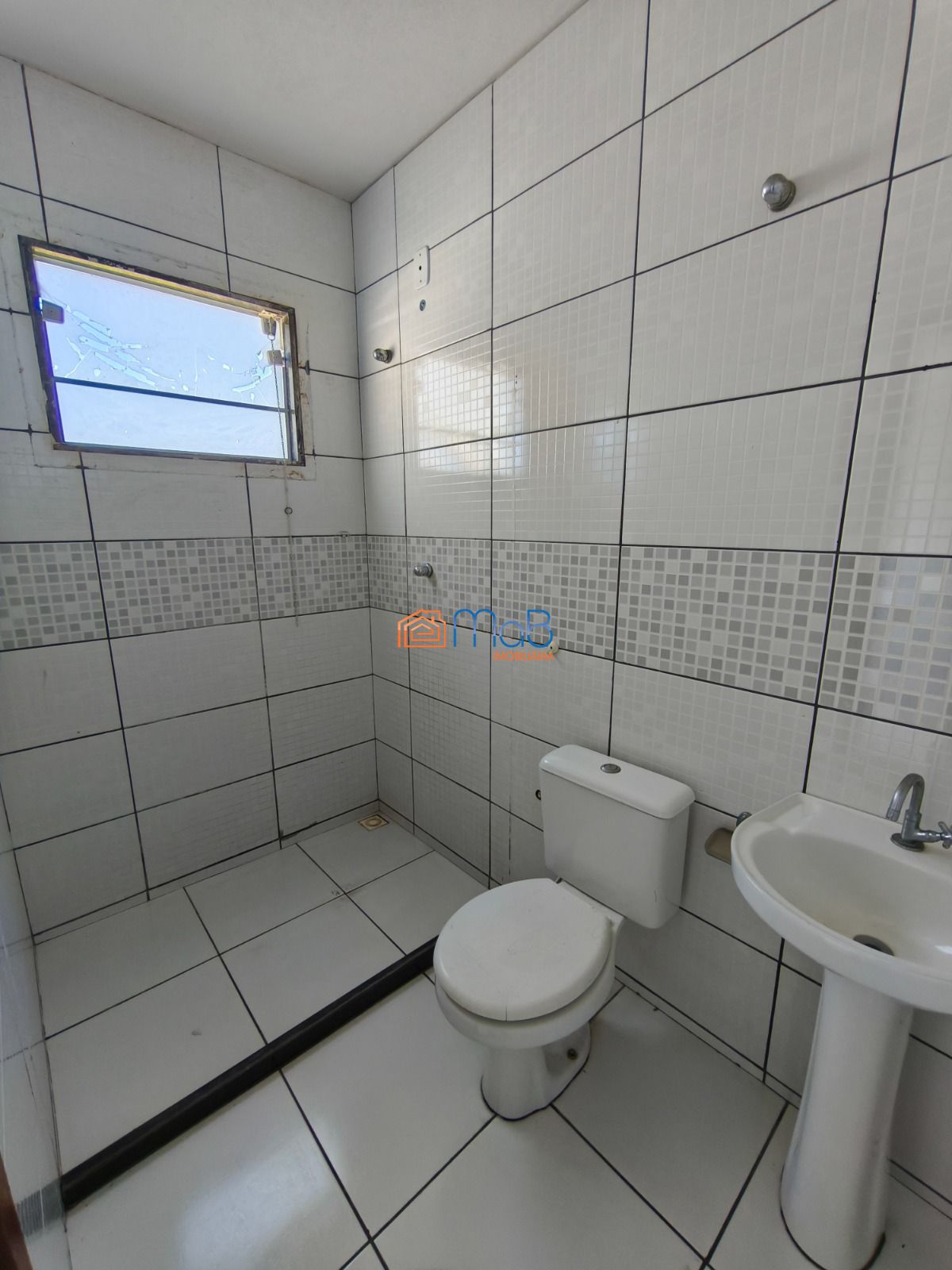 Imovel praia campista - macaé -1 casa e mais 3 kitnets