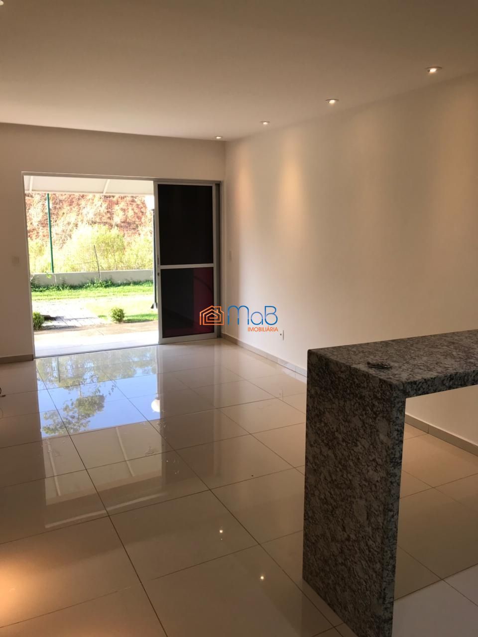 Apartamento à venda com 2 quartos, 63m² - Foto 17