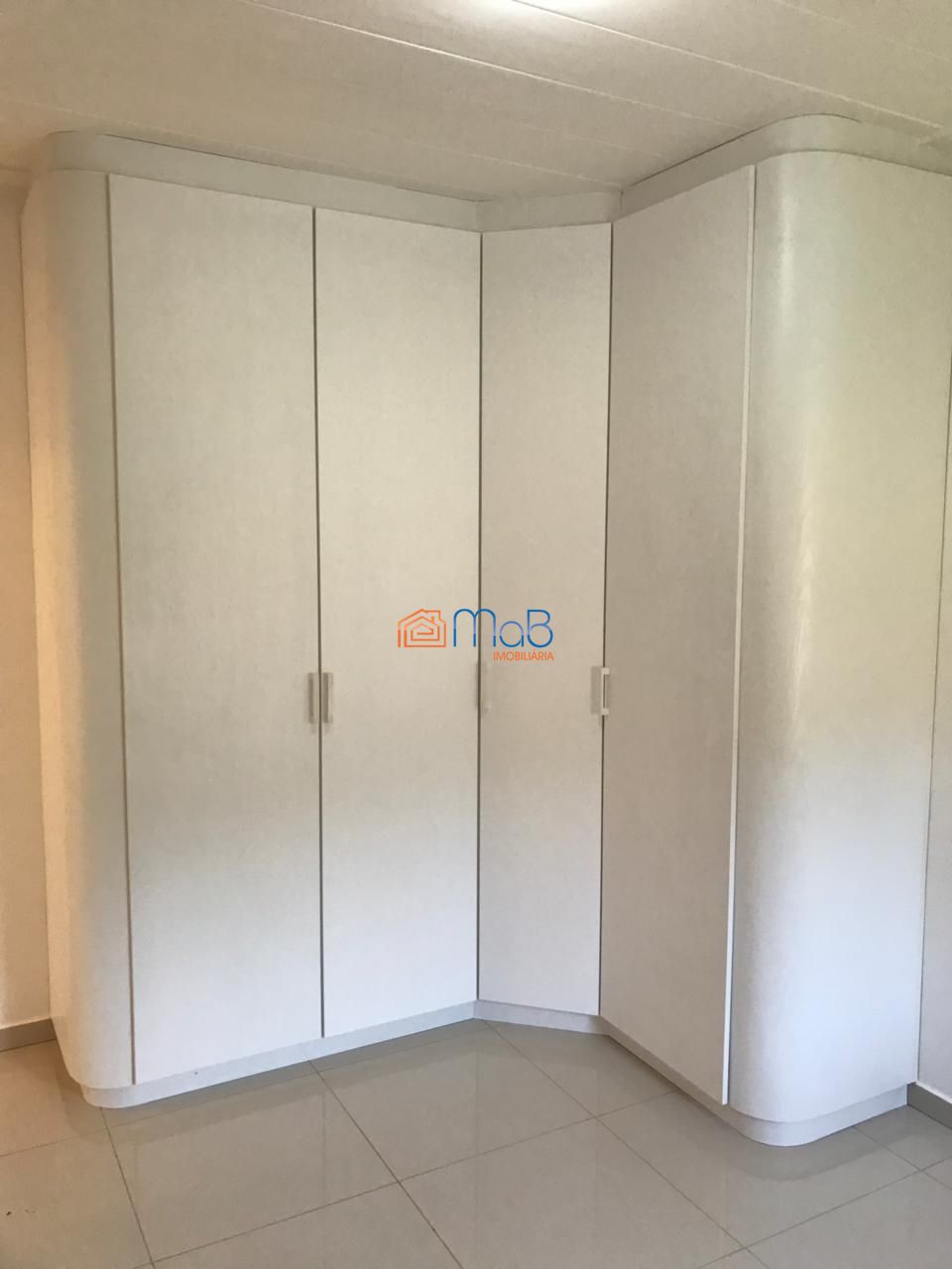 Apartamento à venda com 2 quartos, 63m² - Foto 9