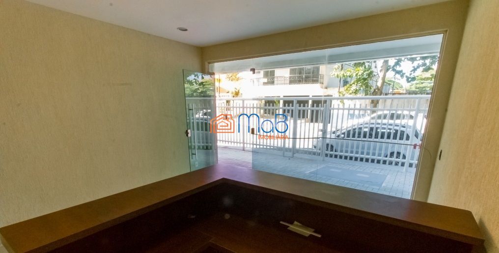 Apartamento à venda com 2 quartos, 82m² - Foto 4