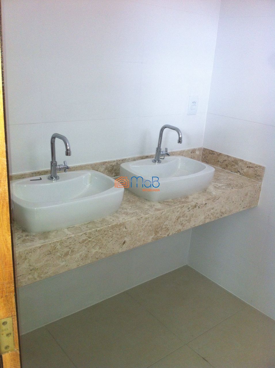 Apartamento à venda com 3 quartos, 161m² - Foto 13