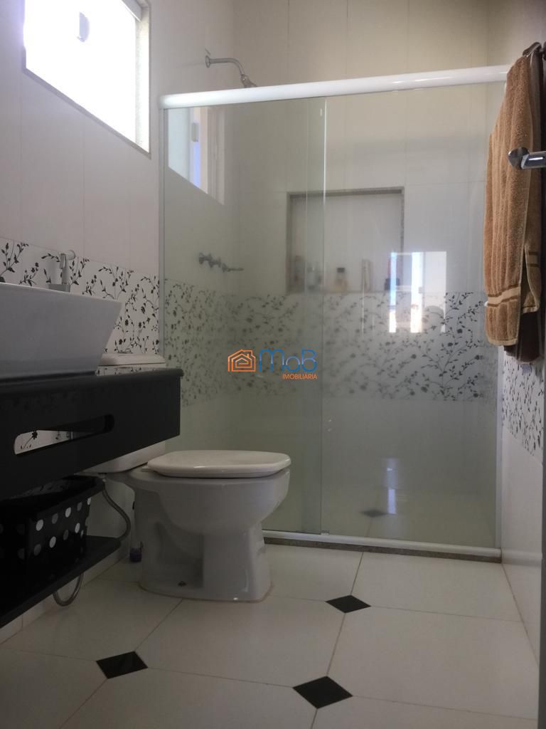 Casa de Condomínio à venda com 3 quartos, 252m² - Foto 29