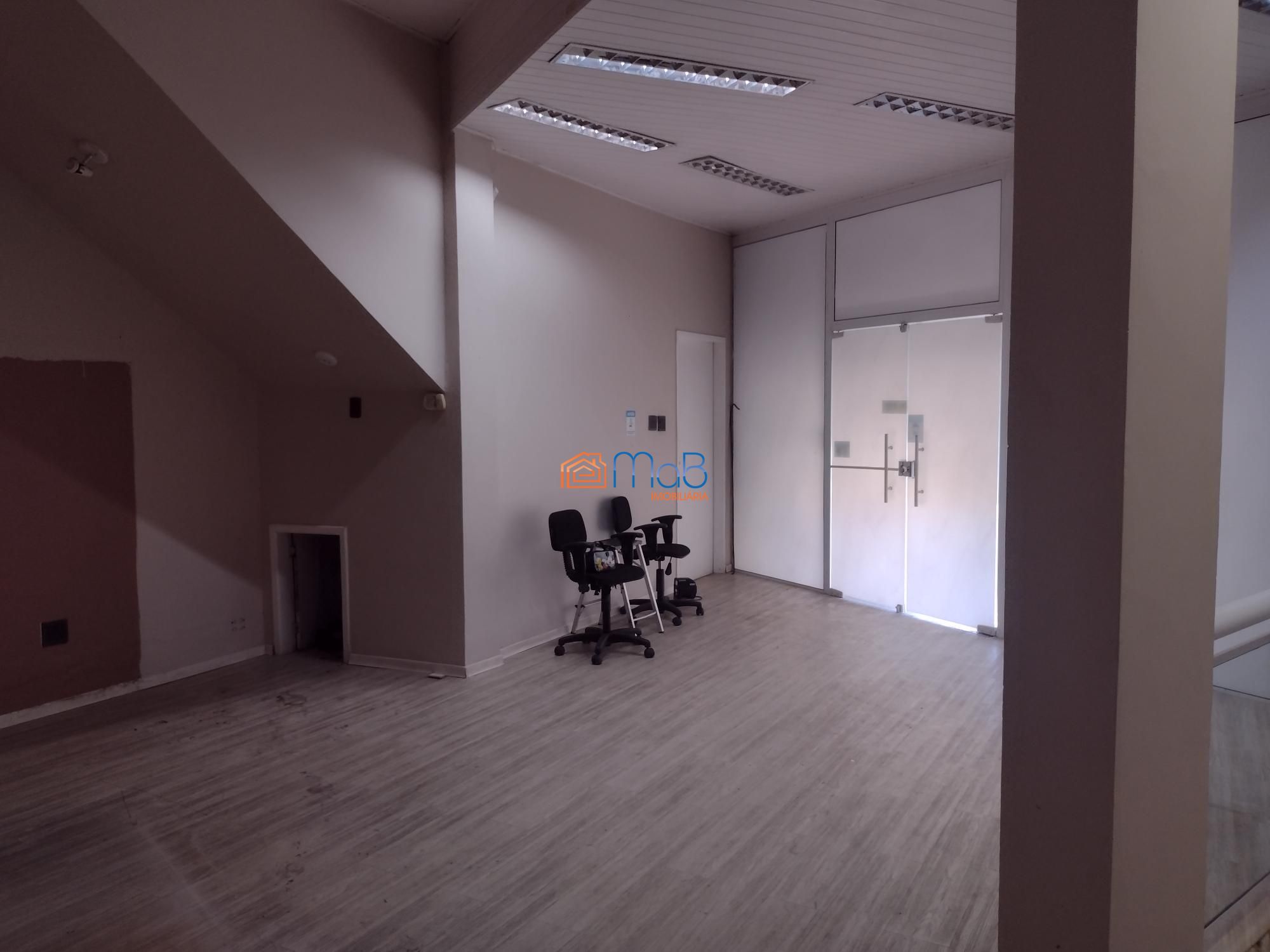 Prédio Comercial no Centro ao lado da rodoviária