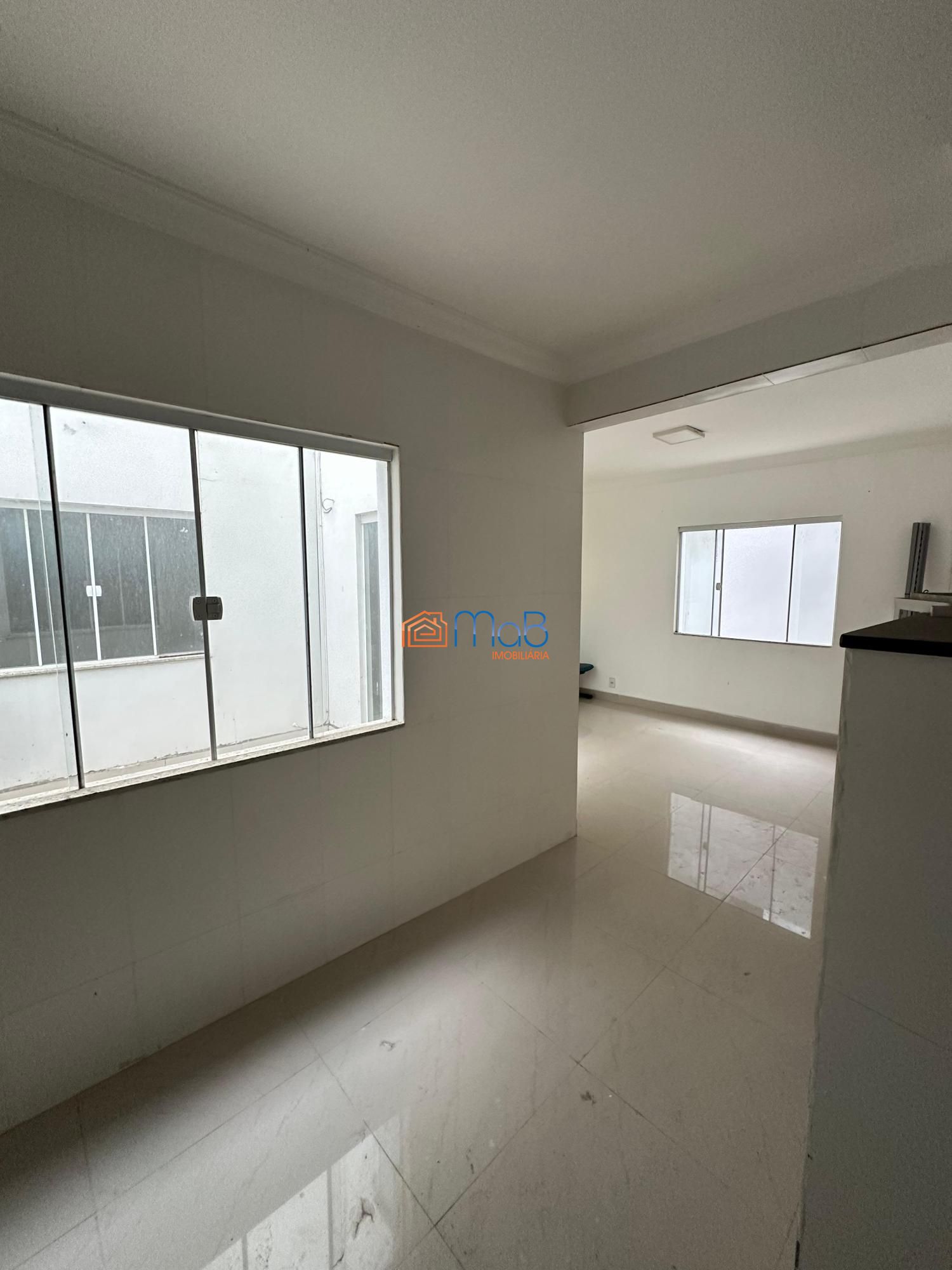 Apartamento novo no centro - 2 quartos com suíte - foto 1