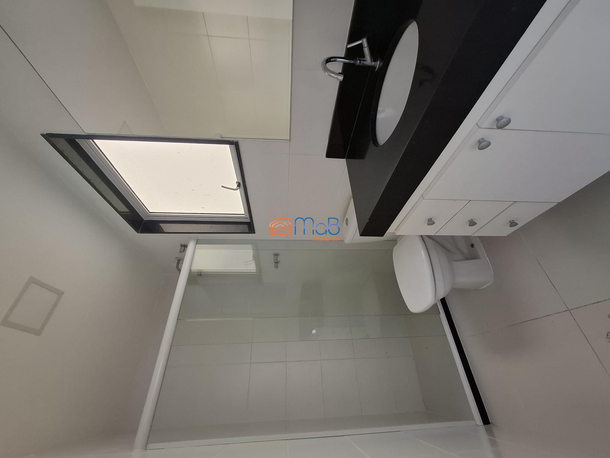 Excelente apartamento nos cavaleiros