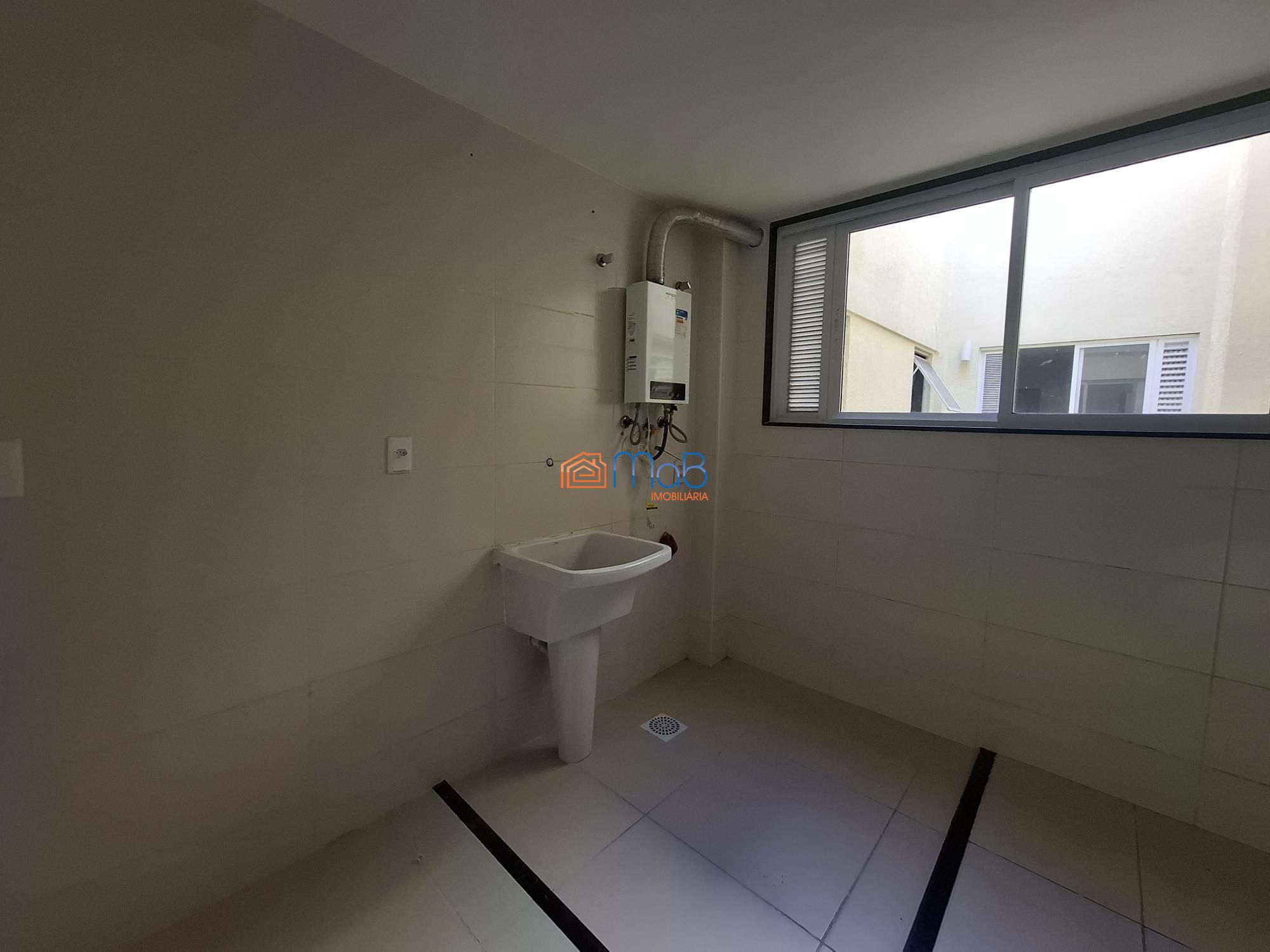 Excelente apartamento nos cavaleiros