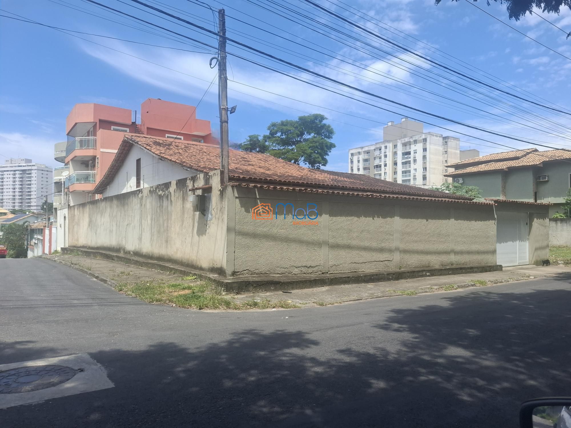 Casa, 3 quartos, 200 m² - Foto 1