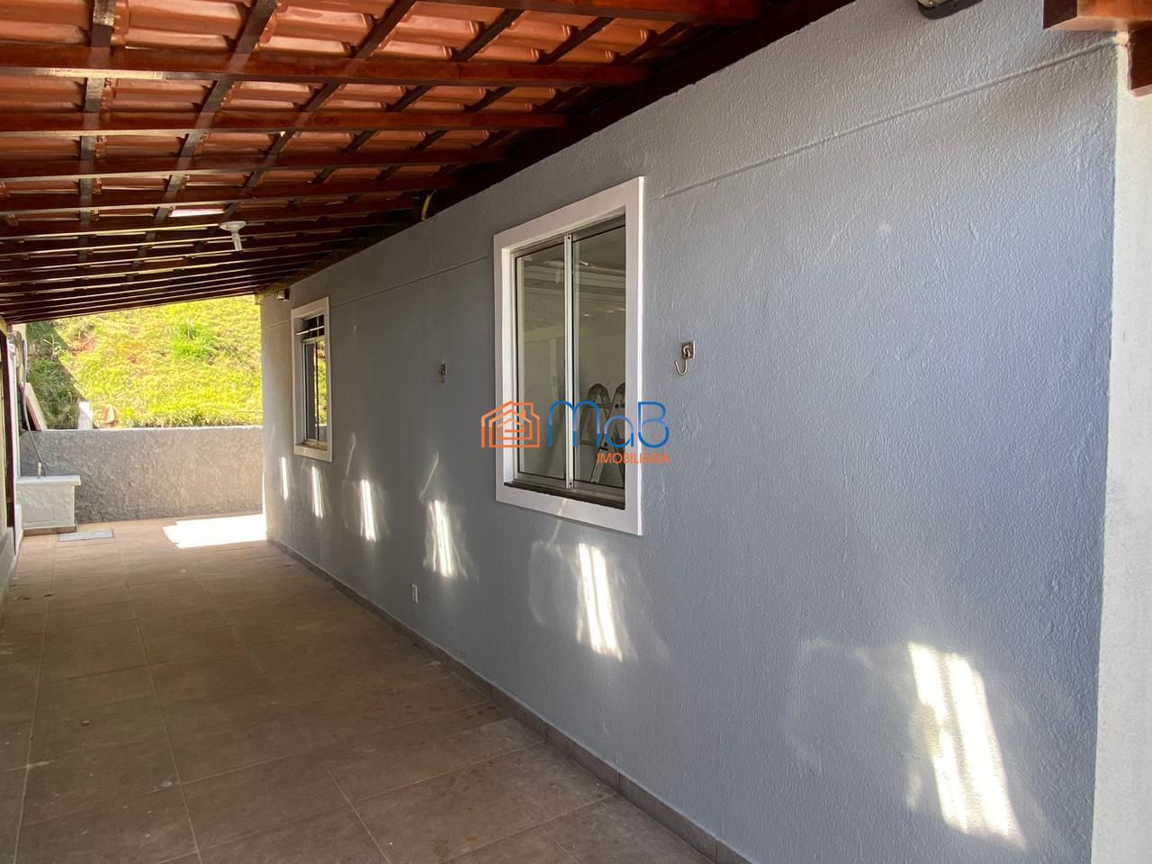 Casa à venda com 2 quartos, 60m² - Foto 14