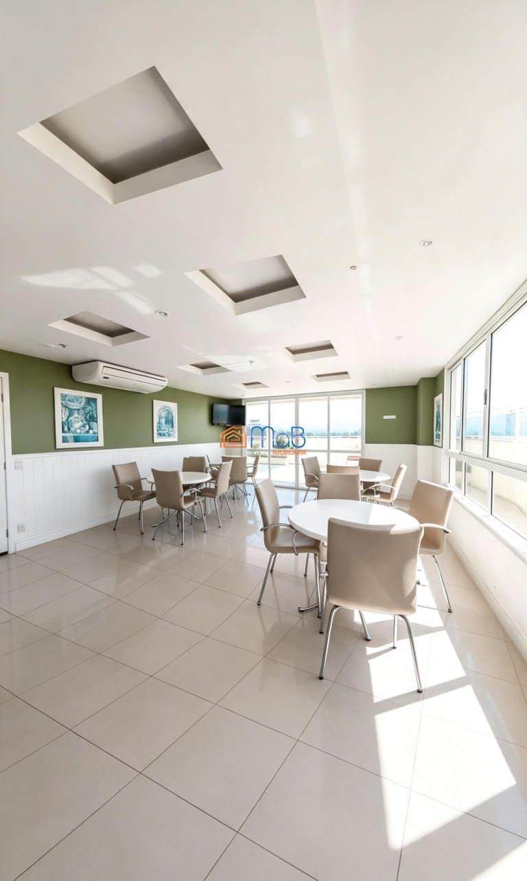 Apartamento 2 dormitórios à venda Imbetiba Macaé/RJ