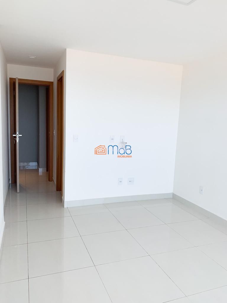 Apartamento à venda com 3 quartos, 140m² - Foto 3