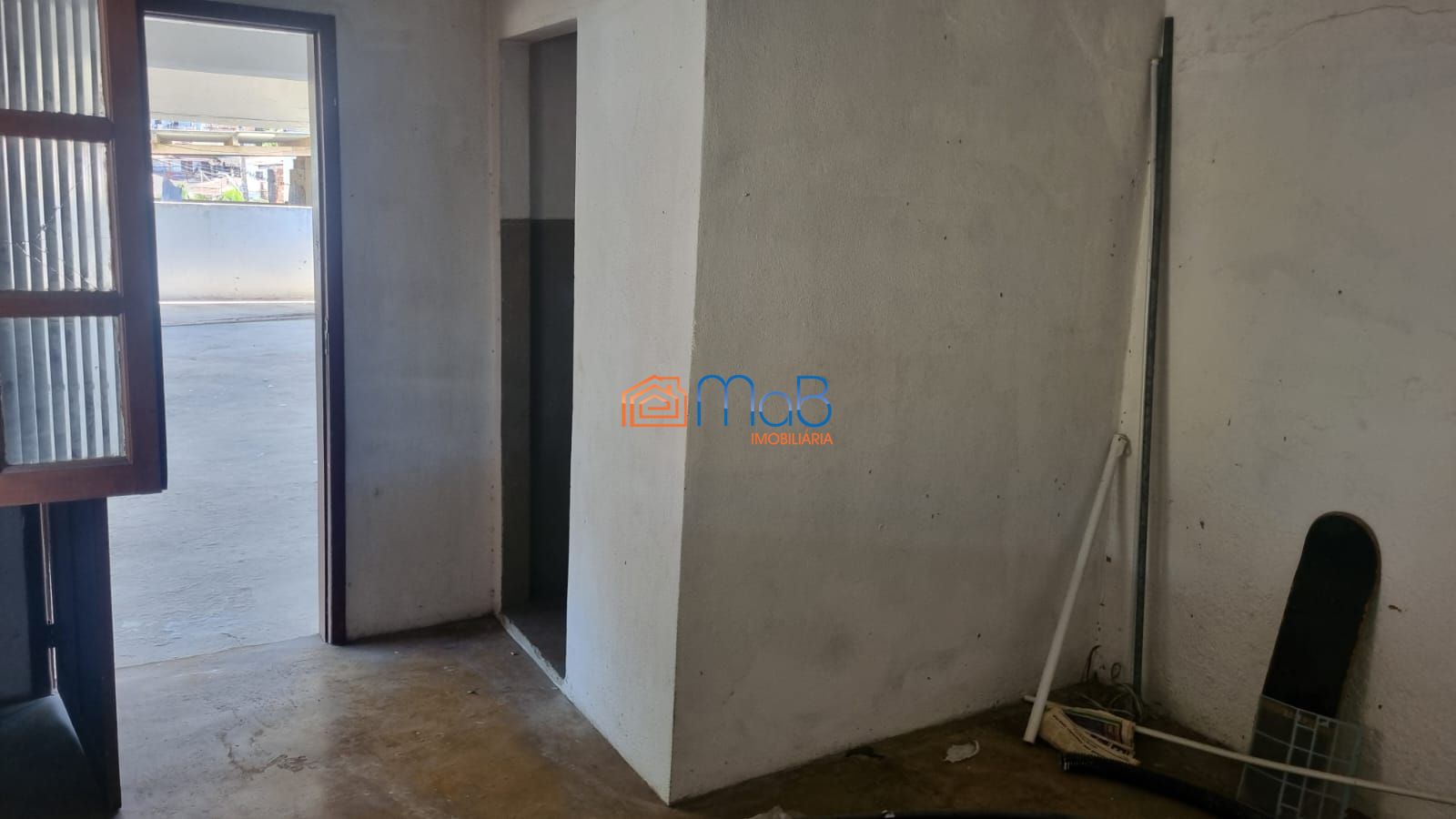 Casa Com Sobrado, Terraço e Kitnets no Visconde