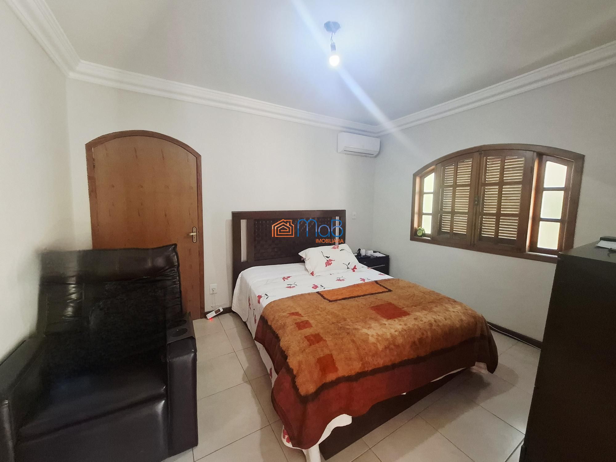 Casa, 6 quartos, 250 m² - Foto 7
