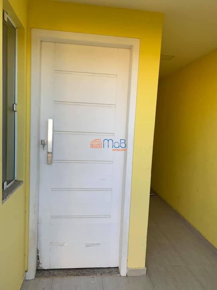 Apartamento à venda com 2 quartos, 80m² - Foto 2