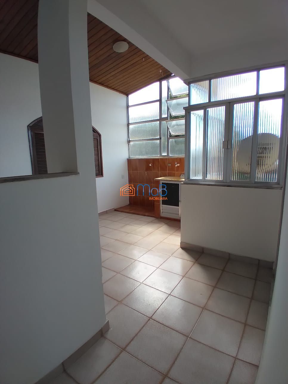 Apartamento à venda com 3 quartos, 150m² - Foto 6