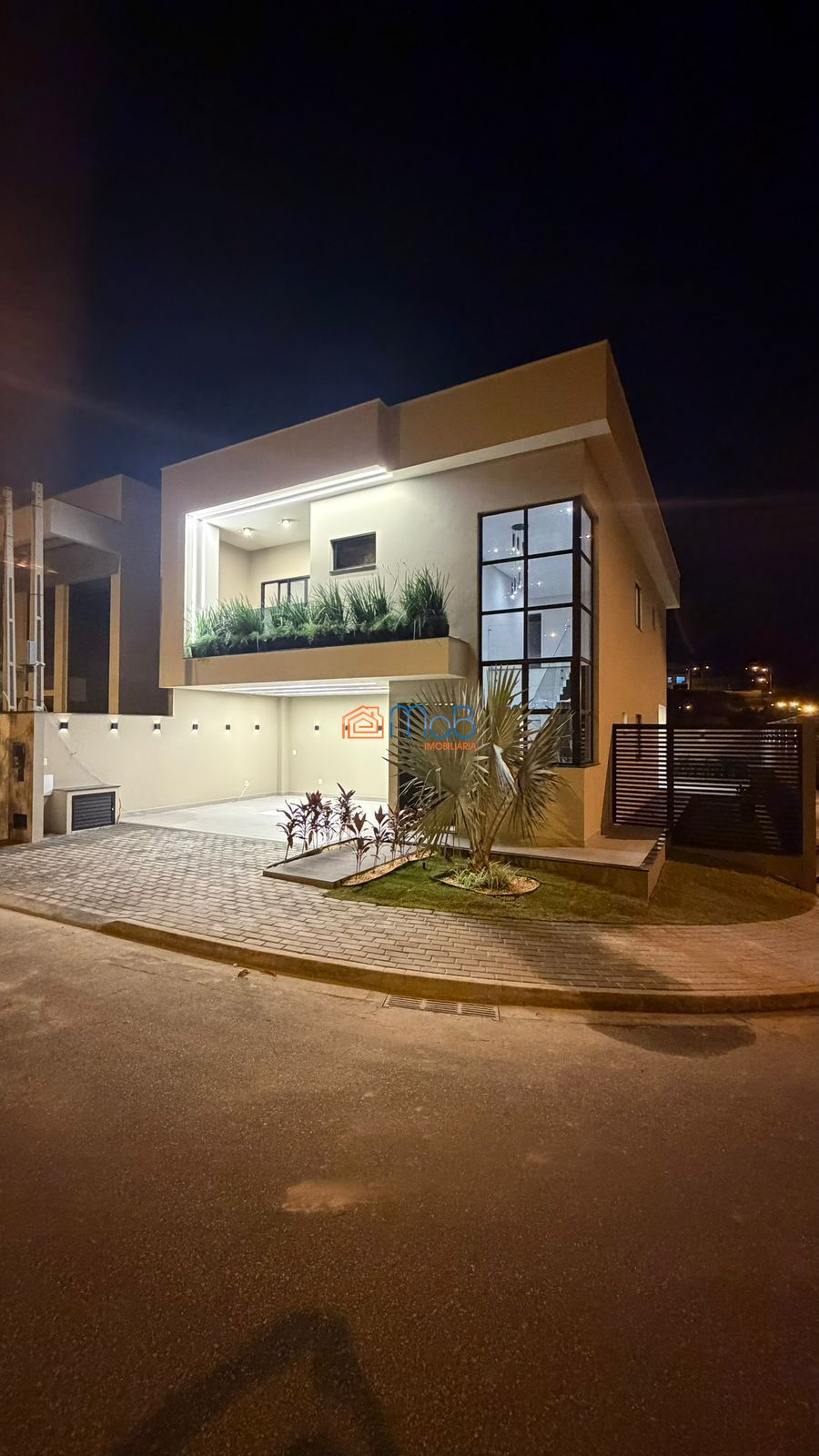 Casa de alto padrão em macaé, no condomínio residencial do b