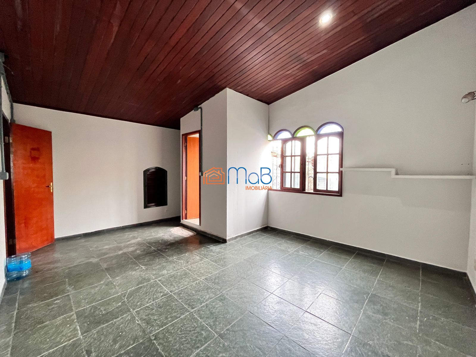 Casa à venda com 6 quartos, 430m² - Foto 47