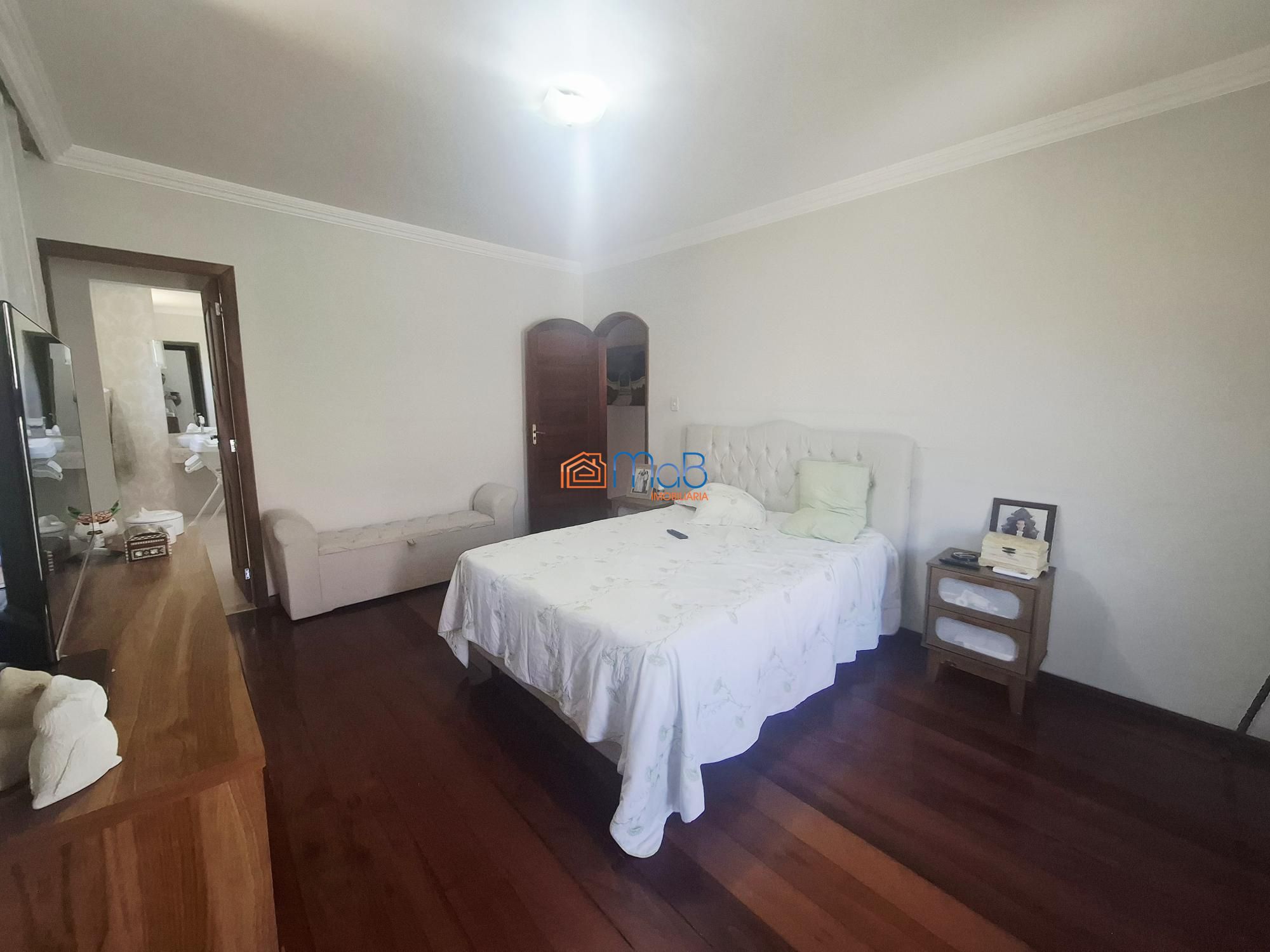 Casa, 6 quartos, 250 m² - Foto 26