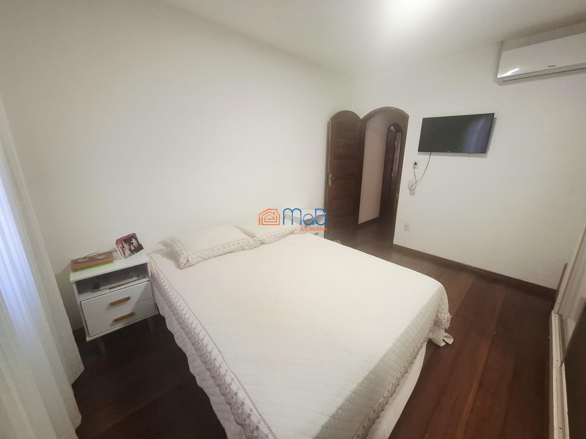 Casa, 6 quartos, 250 m² - Foto 22