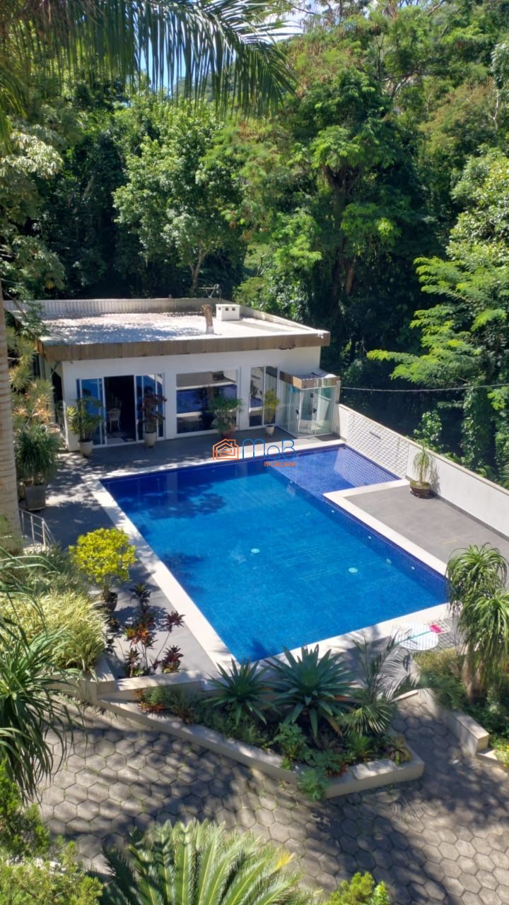 Propriedade luxo rara - paraíso particular entre o verde e o