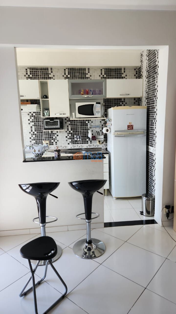 Apartamento à venda com 2 quartos, 72m² - Foto 5