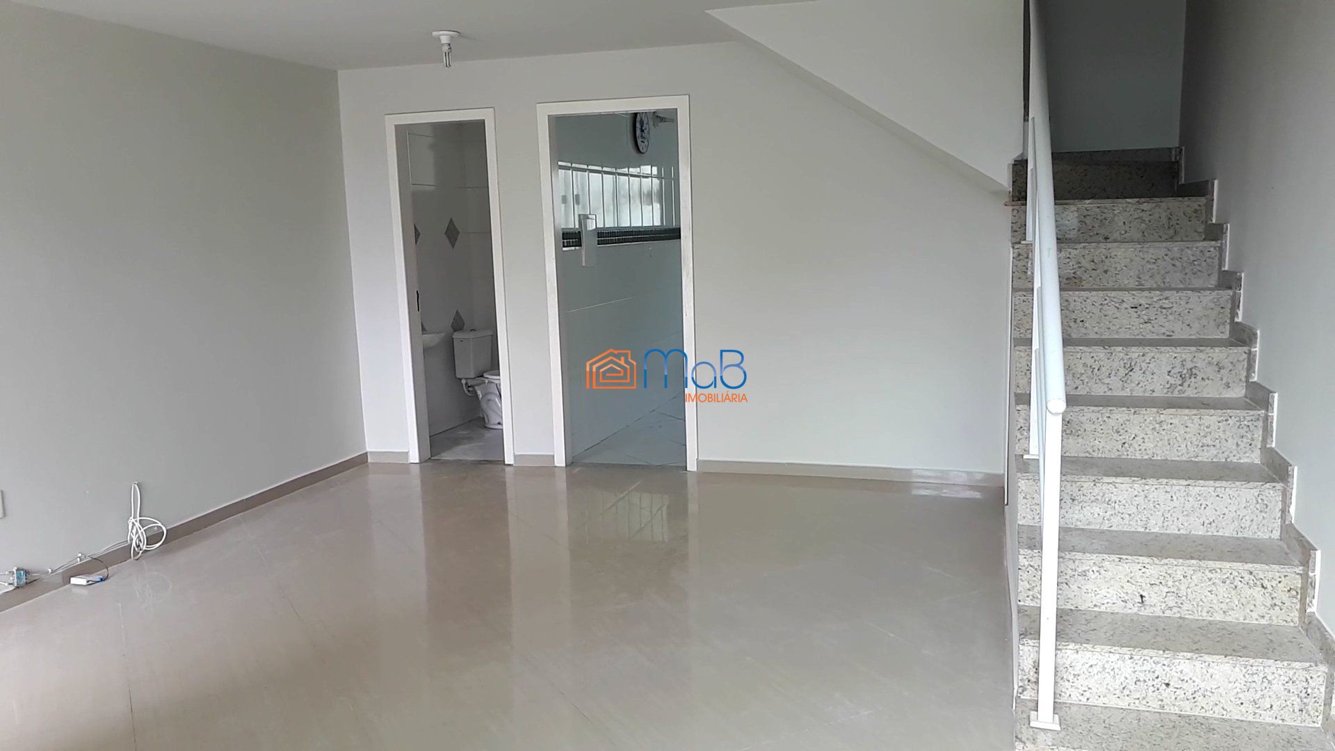 Casa à venda com 3 quartos, 164m² - Foto 5