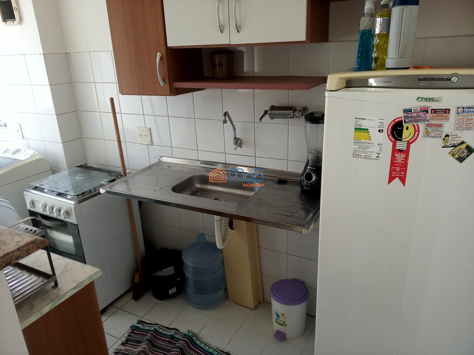 Apartamento à venda com 2 quartos, 58m² - Foto 2