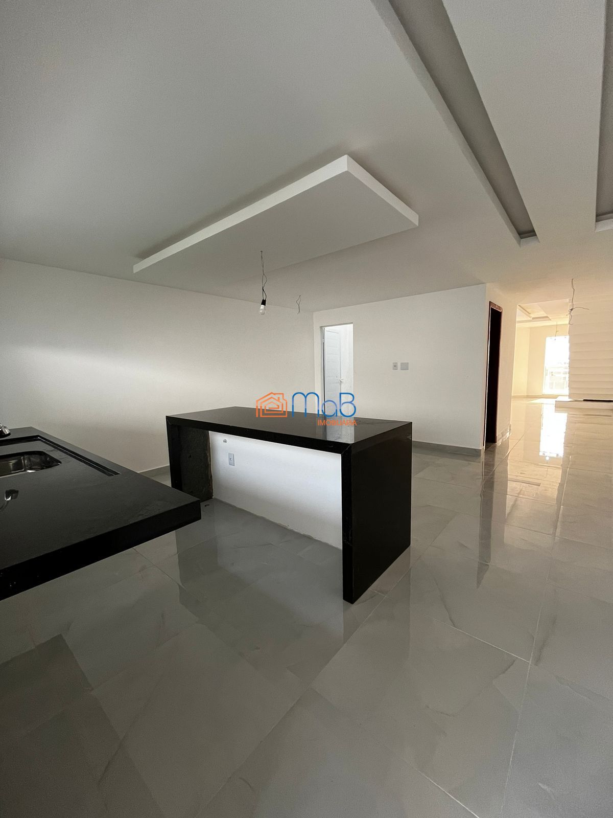 Casa à venda com 3 quartos, 207m² - Foto 7