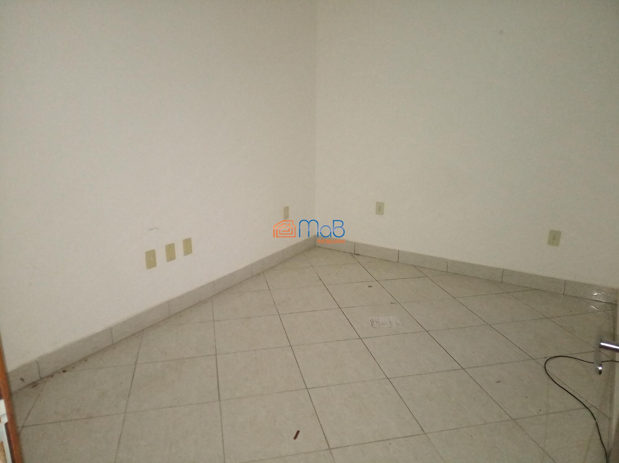 Apartamento à venda com 4 quartos, 140m² - Foto 13