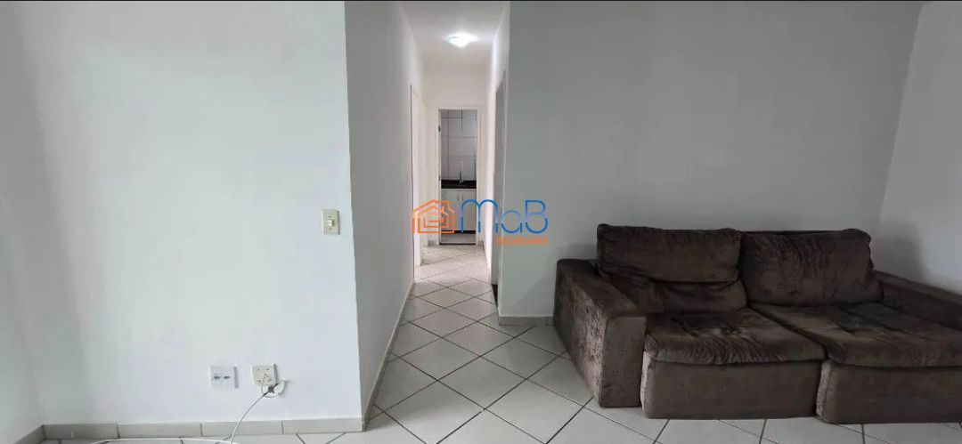Apartamento amplo com 2 quartos (1 suíte) no São Marcos