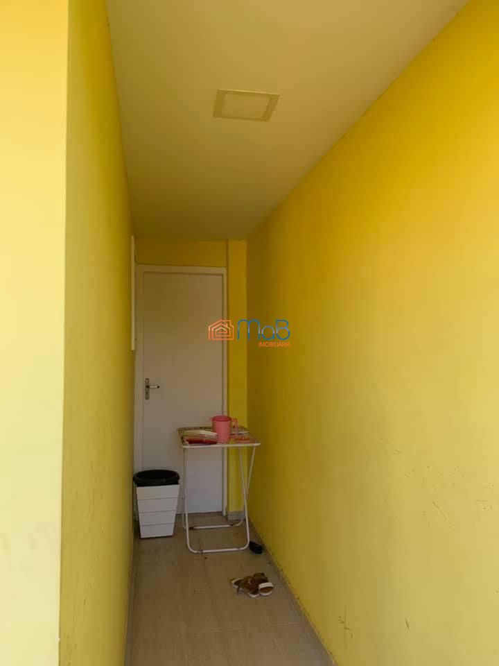 Apartamento à venda com 2 quartos, 80m² - Foto 3