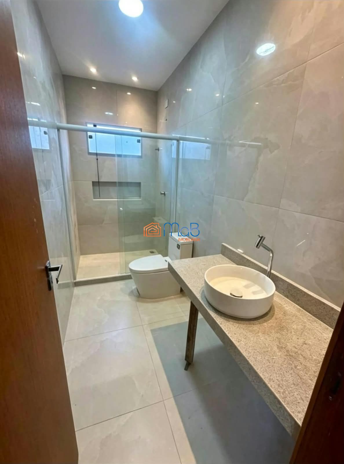 Casa Linear à Venda no Vale das Palmeiras – Macaé/RJ