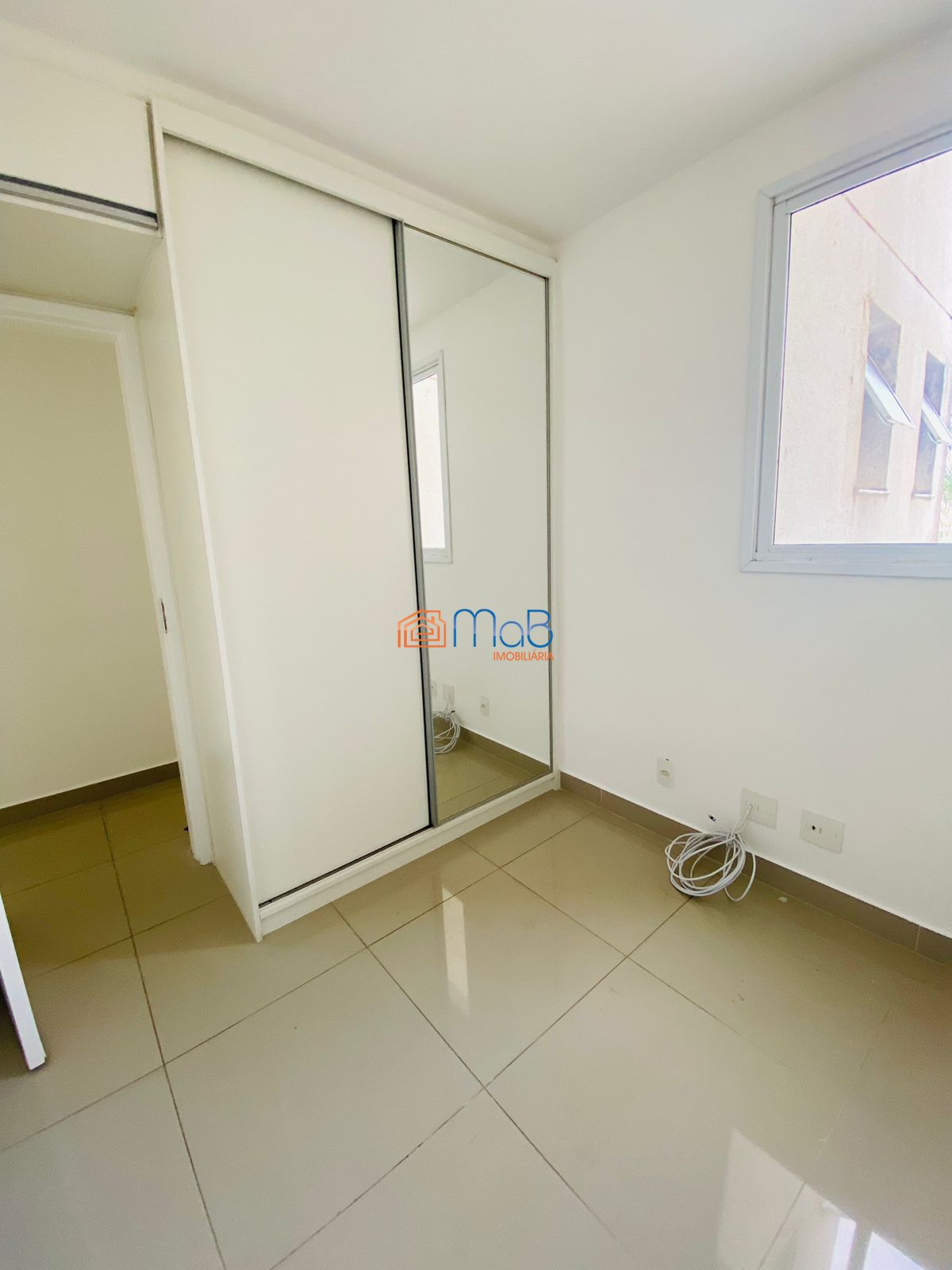 Apartamento à venda com 3 quartos, 75m² - Foto 10