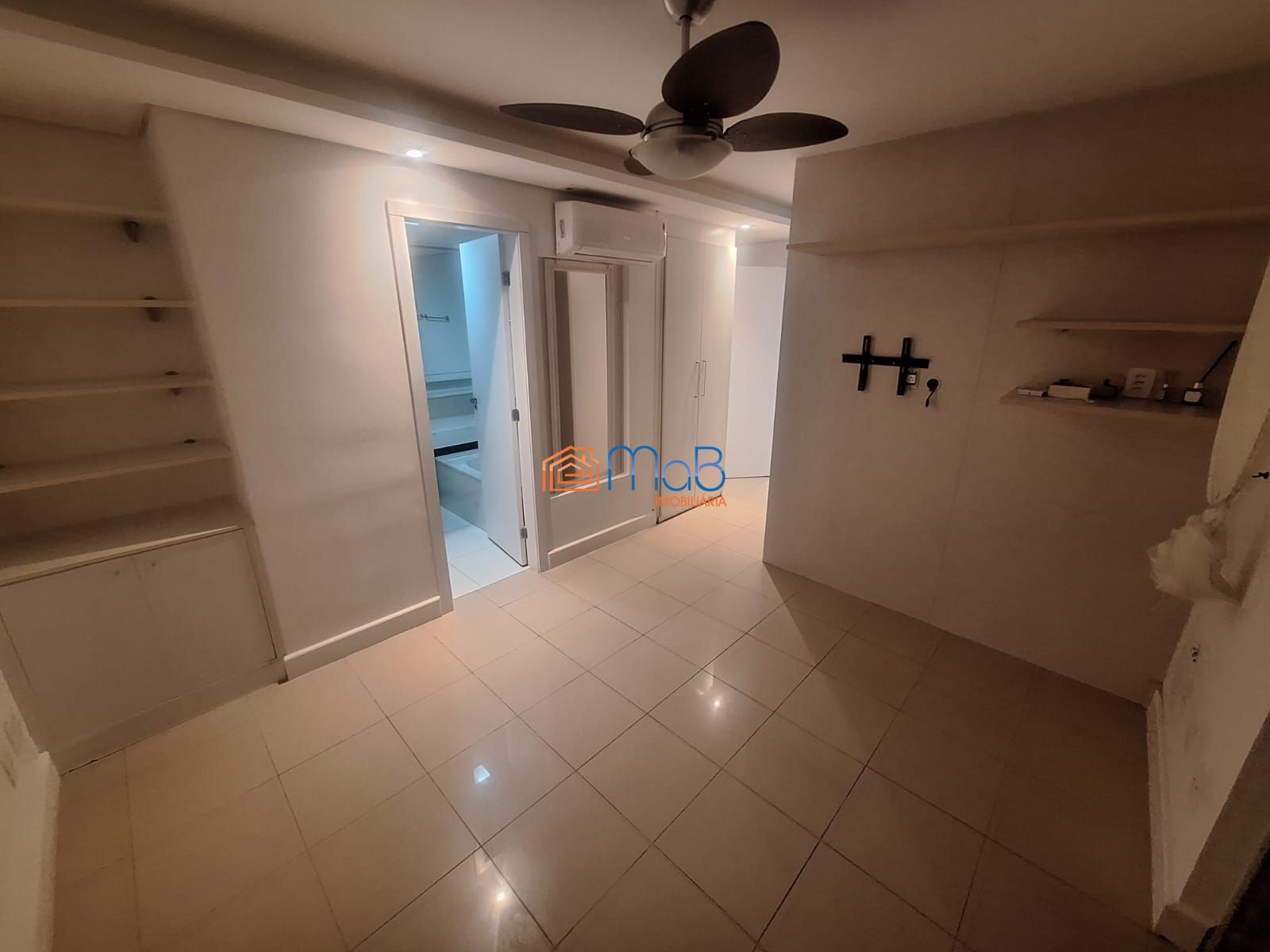 Apartamento de Frente para o Mar no Condomínio Costa Esmeralda – Pecado Macaé
